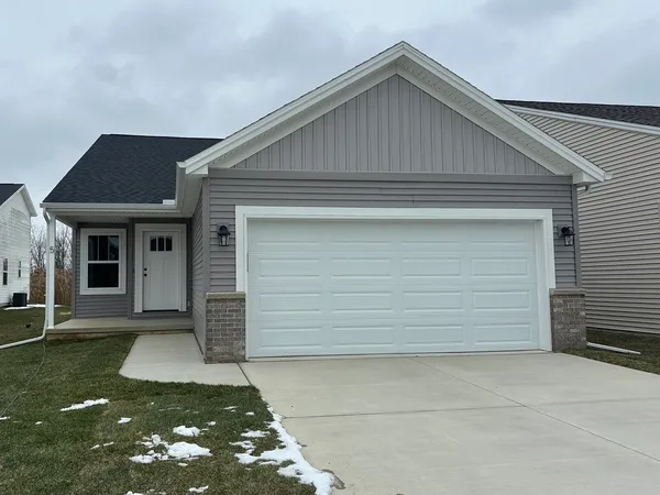 $309,900 | 5 Eric Court, Bloomington, IL 61705