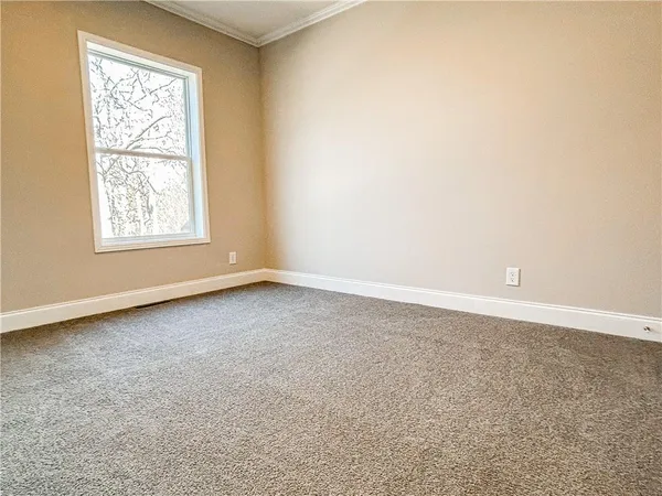 $290,000 | 85 Birdie Lane, Mound City, KS 66056