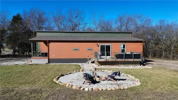 $290,000 | 85 Birdie Lane, Mound City, KS 66056
