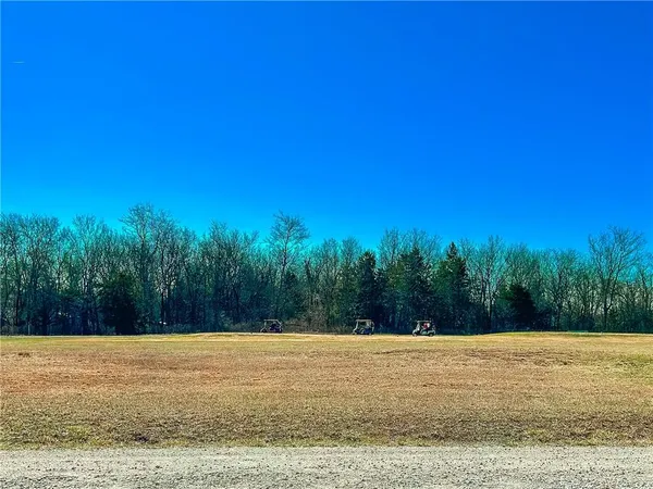 $290,000 | 85 Birdie Lane, Mound City, KS 66056