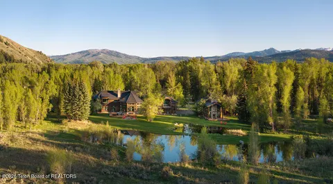 $23,500,000 | 185 Swan Road, Jackson, WY 83001