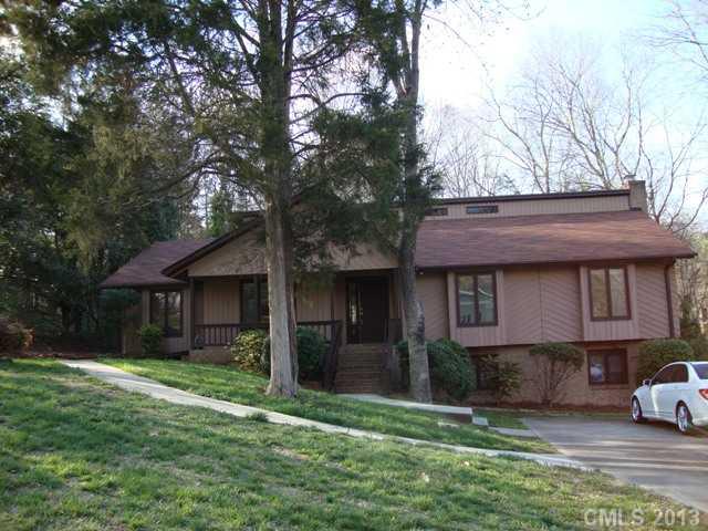 2624 Innsbrook Road Charlotte, NC 28226 - Photo 1 of 10 Gallery Image 1