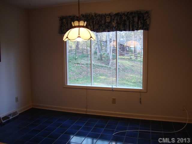 2624 Innsbrook Road Charlotte, NC 28226 - Photo 3 of 10 Gallery Image 3