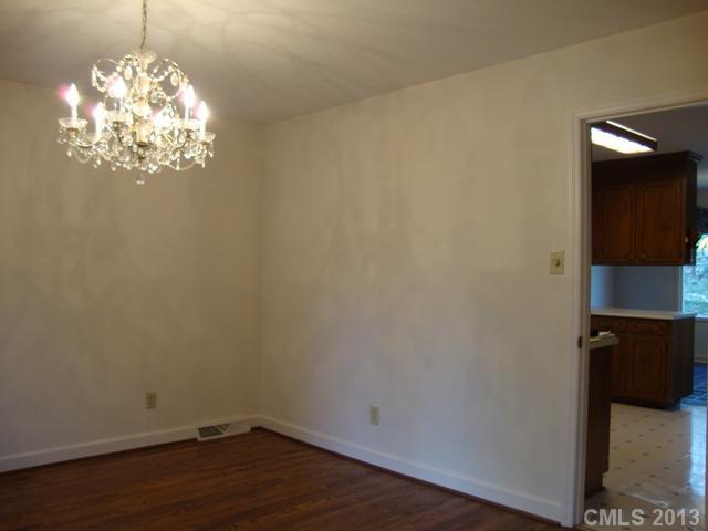 2624 Innsbrook Road Charlotte, NC 28226 - Photo 5 of 10 Gallery Image 5