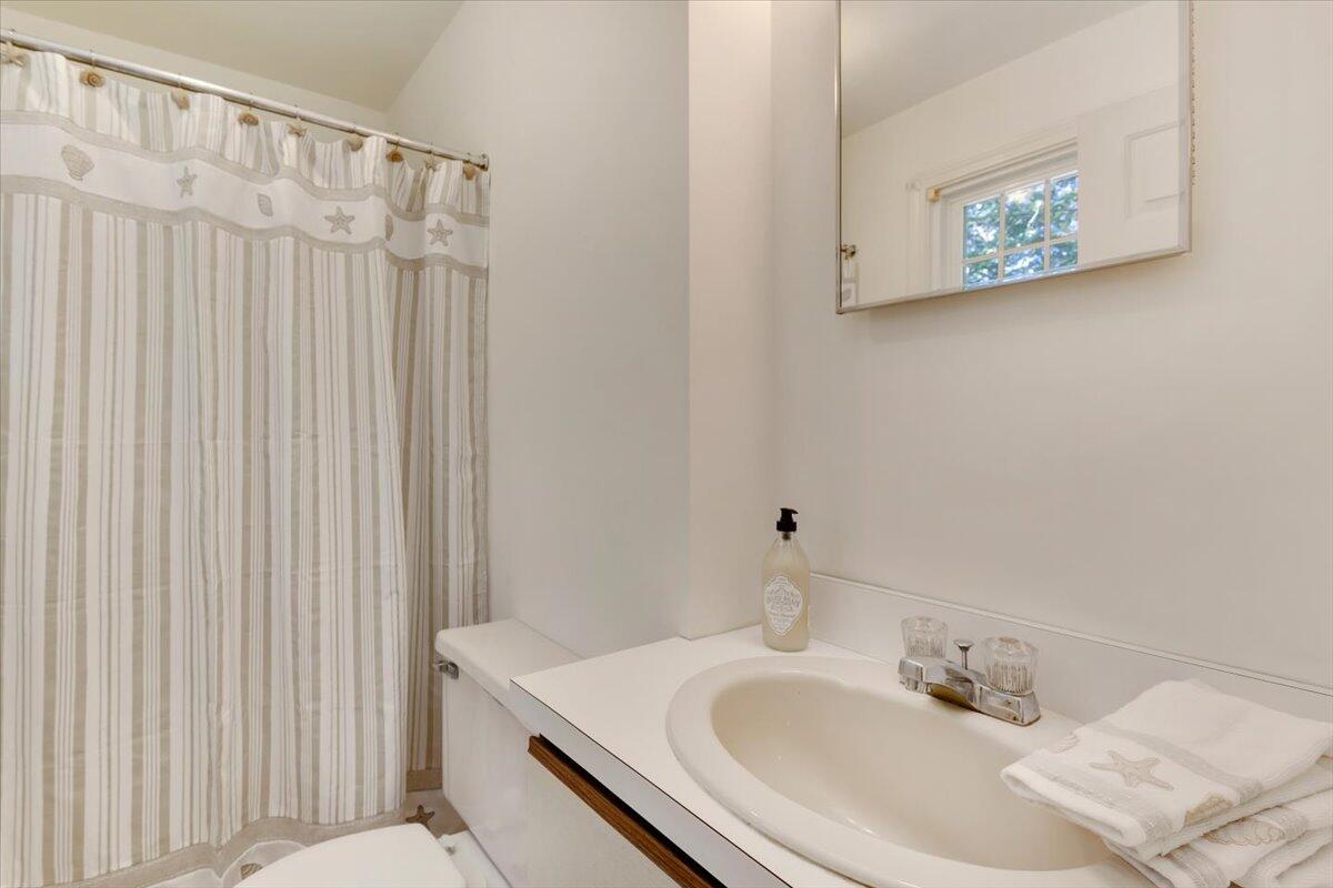 12 Dover Road Yarmouth Port, MA 02675 - Photo 16 of 34 34-12Dov-134