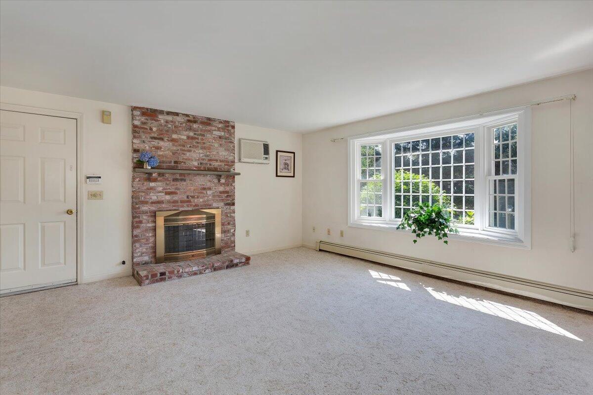 12 Dover Road Yarmouth Port, MA 02675 - Photo 6 of 34 10-12Dov-110