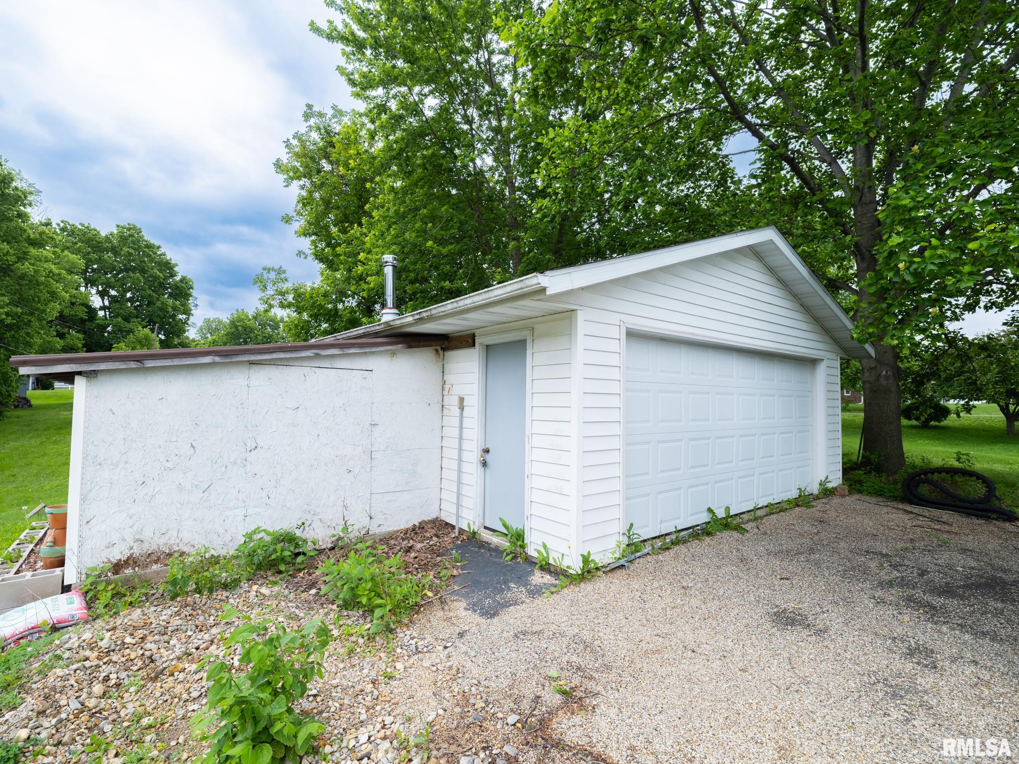 406 West Fast Avenue Mackinaw, IL 61755 - Photo 40 of 51