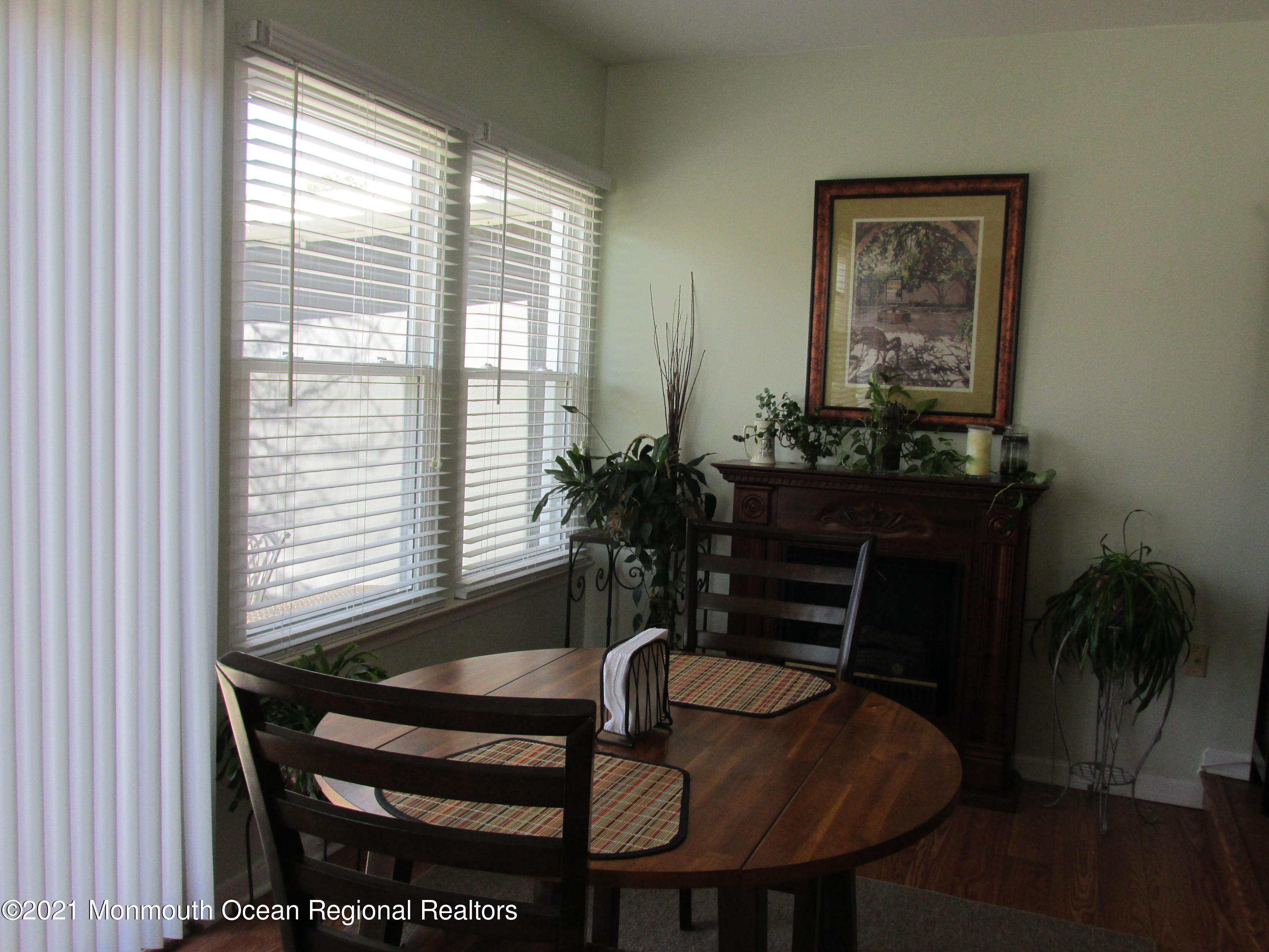 7 A Mill Road Whiting, NJ 08759 - Photo 22 of 38 a dining room with furniture and window