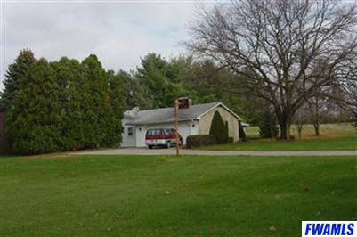 7238 Lower Huntington Road Fort Wayne, IN 46809 - Photo 2 of 8