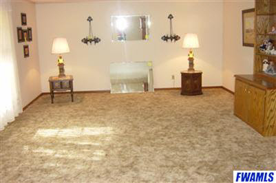 7238 Lower Huntington Road Fort Wayne, IN 46809 - Photo 3 of 8