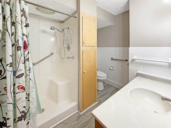 $249,900 | 1706 East Walnut Street, Frankfort, IN 46041