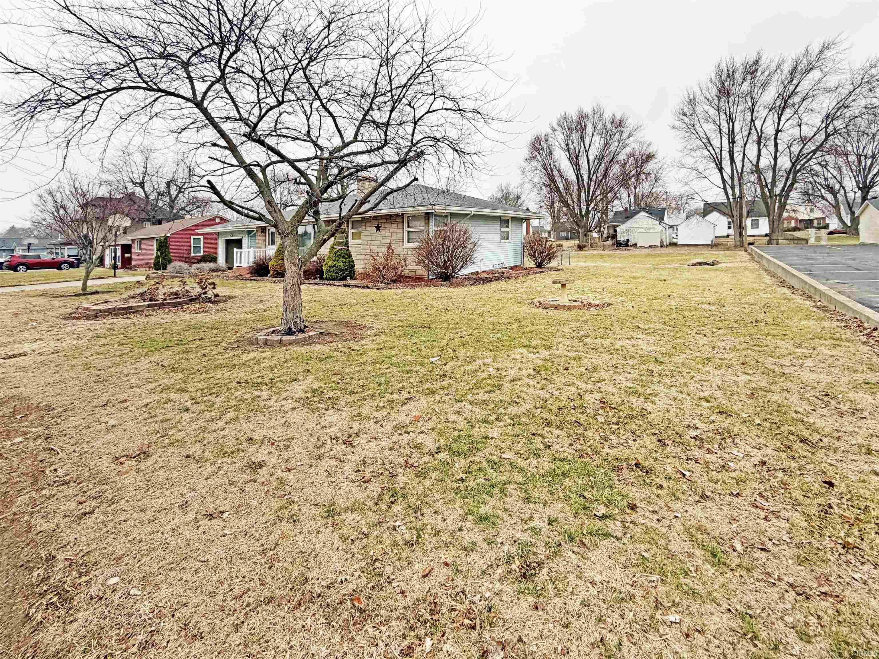 1706 East Walnut Street Frankfort, IN 46041 - Photo 3 of 27