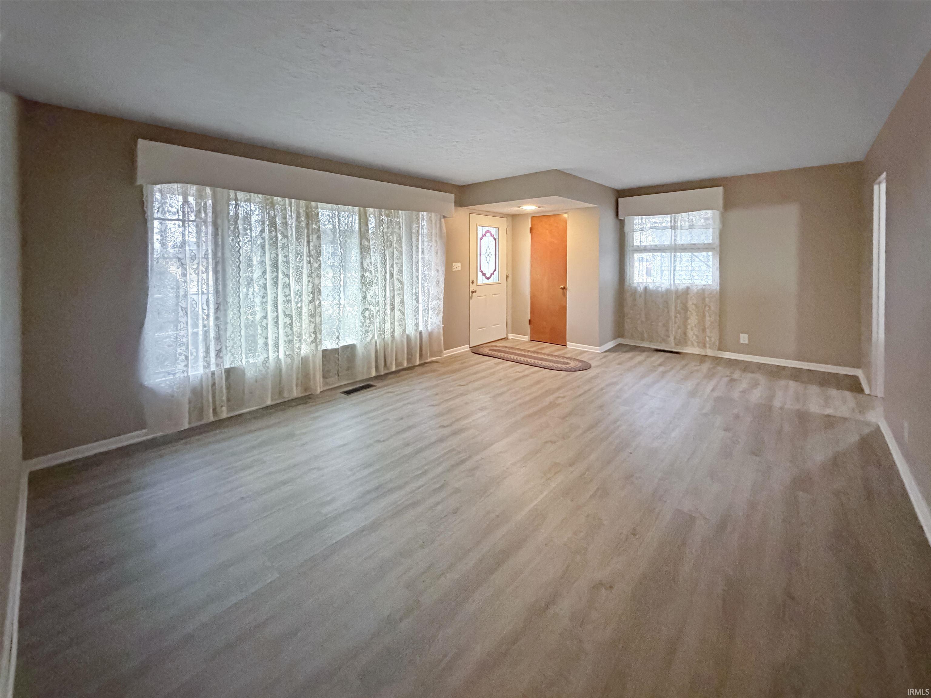 1706 East Walnut Street Frankfort, IN 46041 - Photo 5 of 27