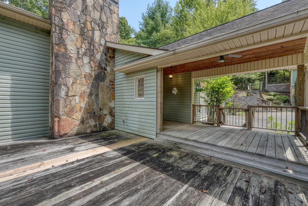 1048 Hawks Claw Road Morganton, GA 30560 - Photo 10 of 58