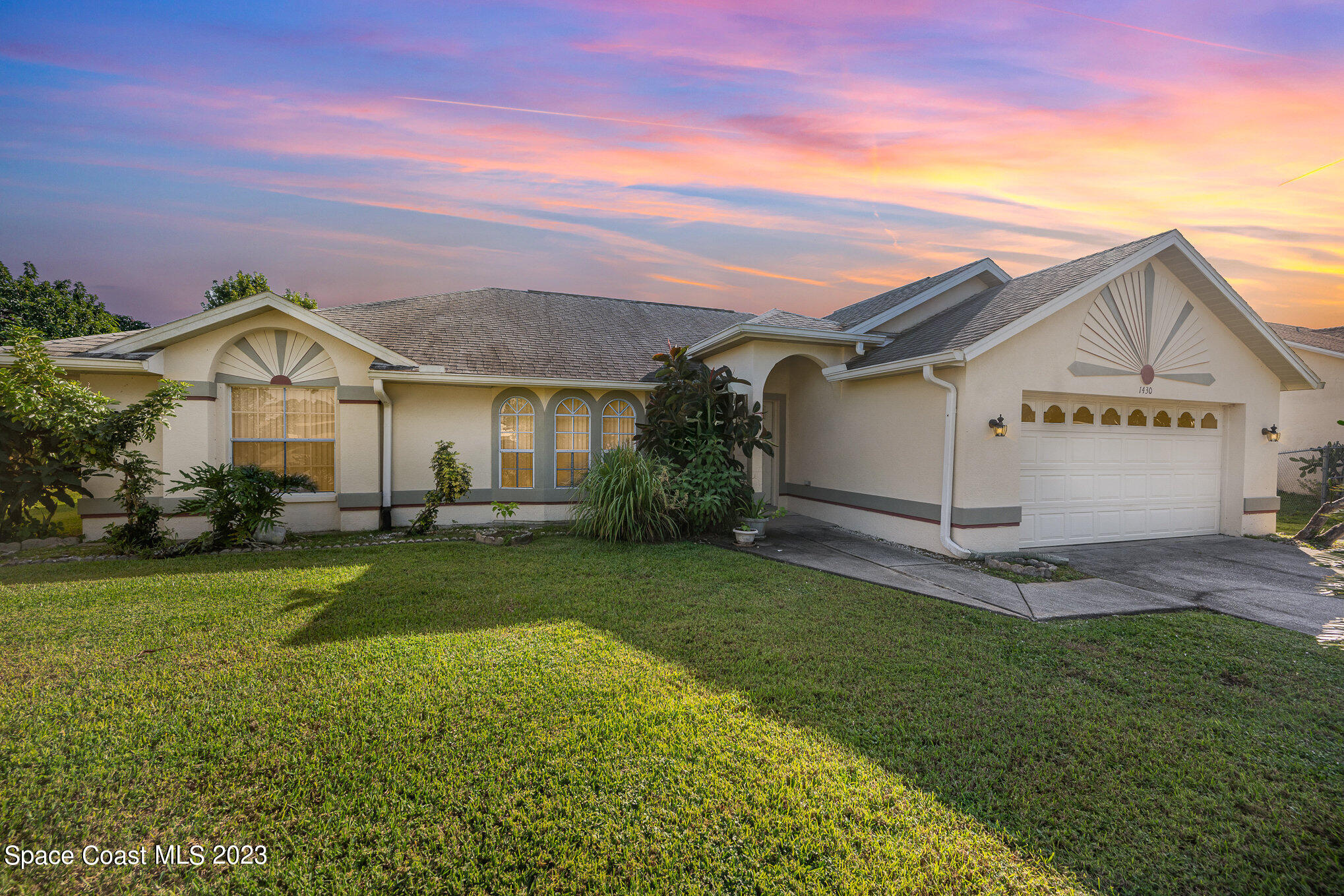 1430 Alberni St Northwest  