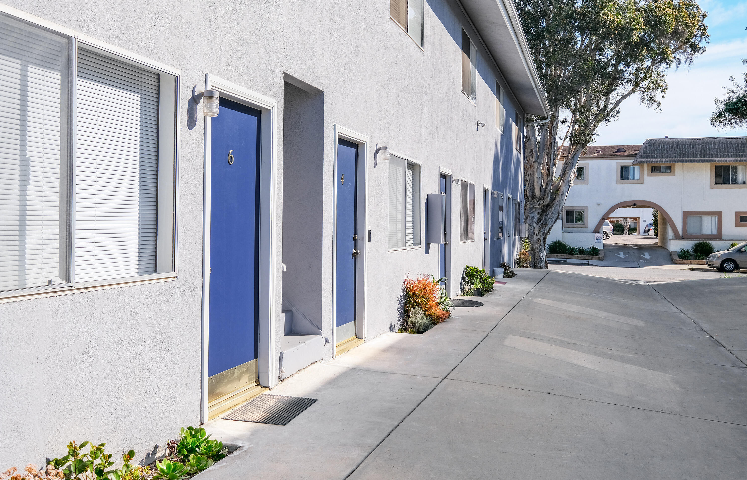 257 Mathilda Drive Goleta, CA 93117 - Photo 3 of 8 257 Mathilda Dr - exterior 1
