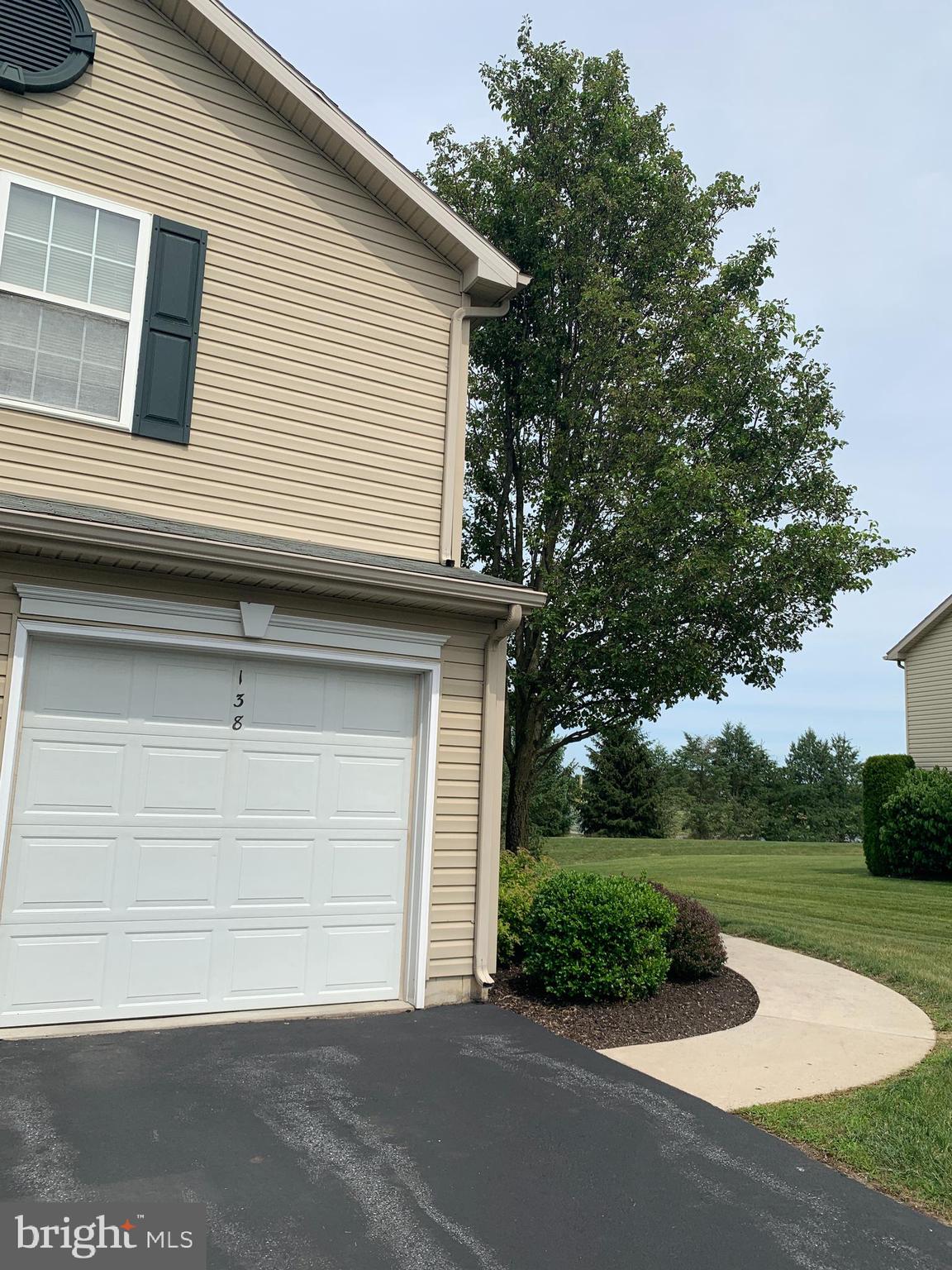 138 Sparrow Road Hummelstown, PA 17036 - Photo 22 of 22 Garage entry