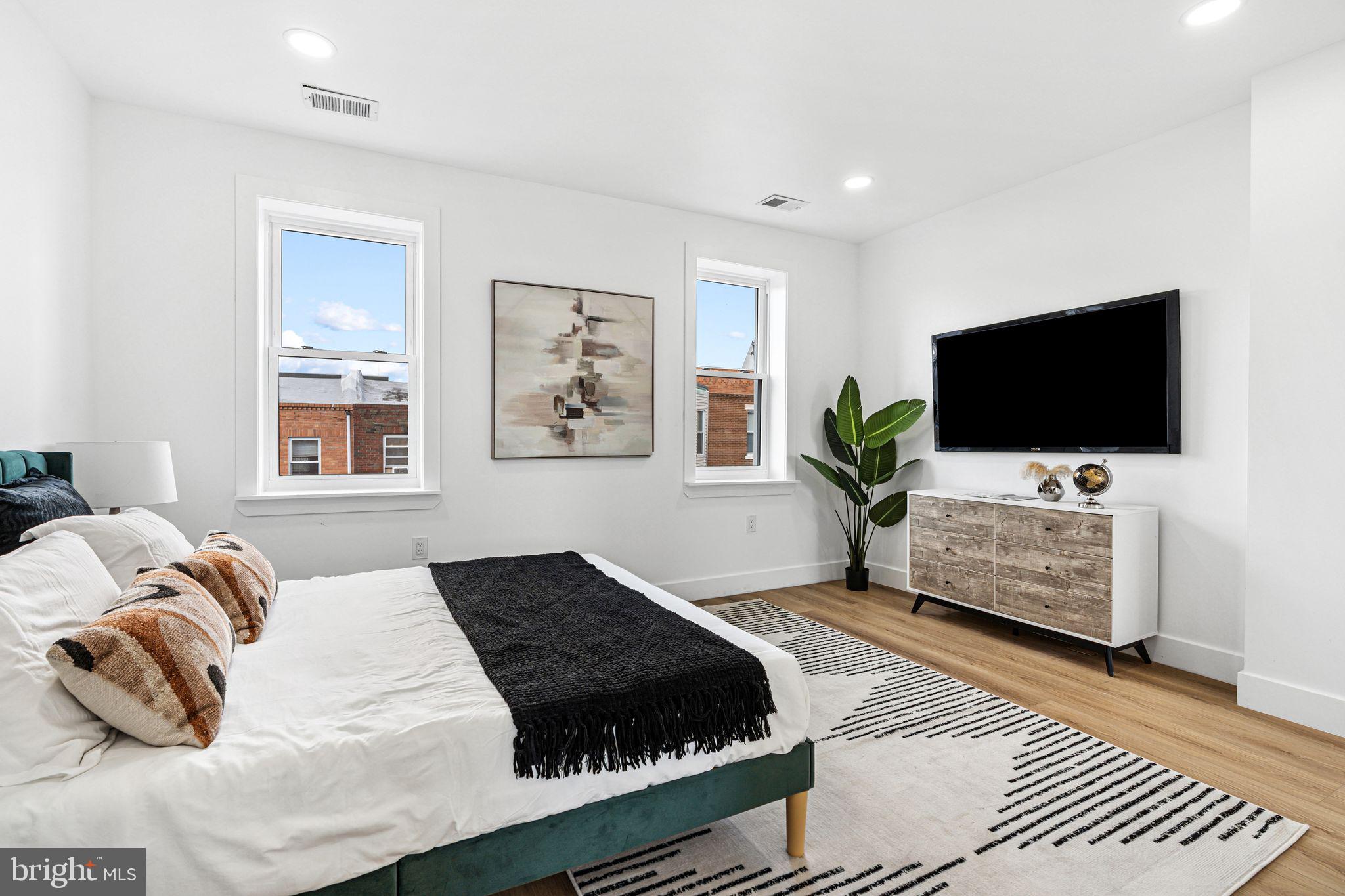 908 Reed Street Philadelphia, PA 19147 - Photo 12 of 33