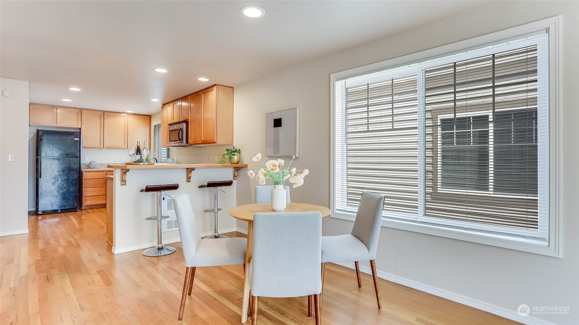 1002 North 105th Street, Unit B Seattle, WA 98133 - Photo 13 of 26