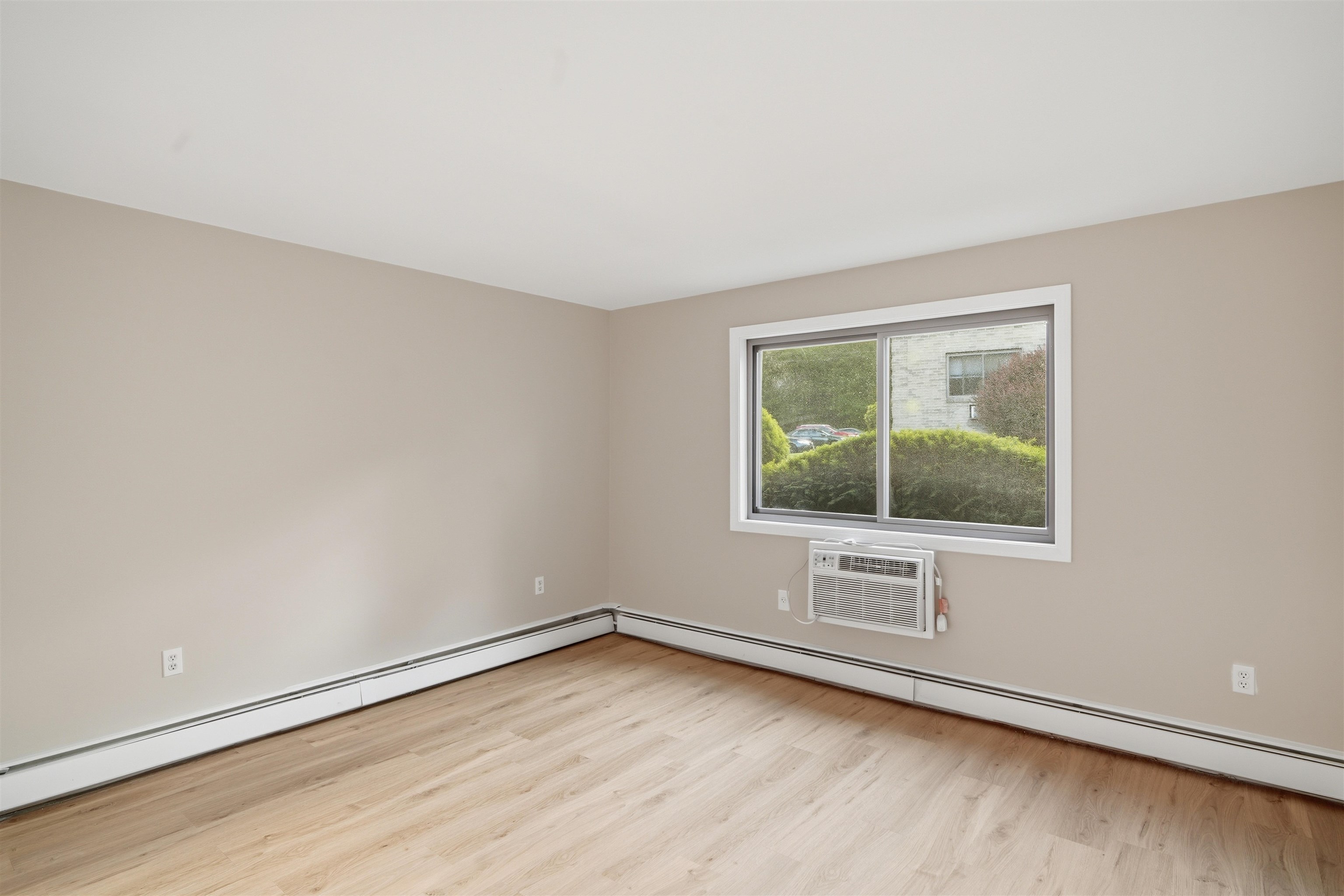 8 Strawberry Bank Road, Unit 9 Nashua, NH 03062 - Photo 17 of 30