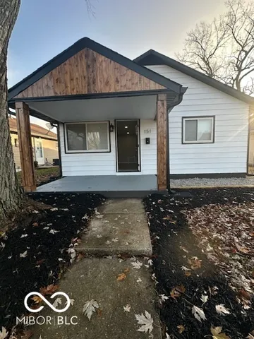 $209,900 | 151 North 8th Avenue, Beech Grove, IN 46107