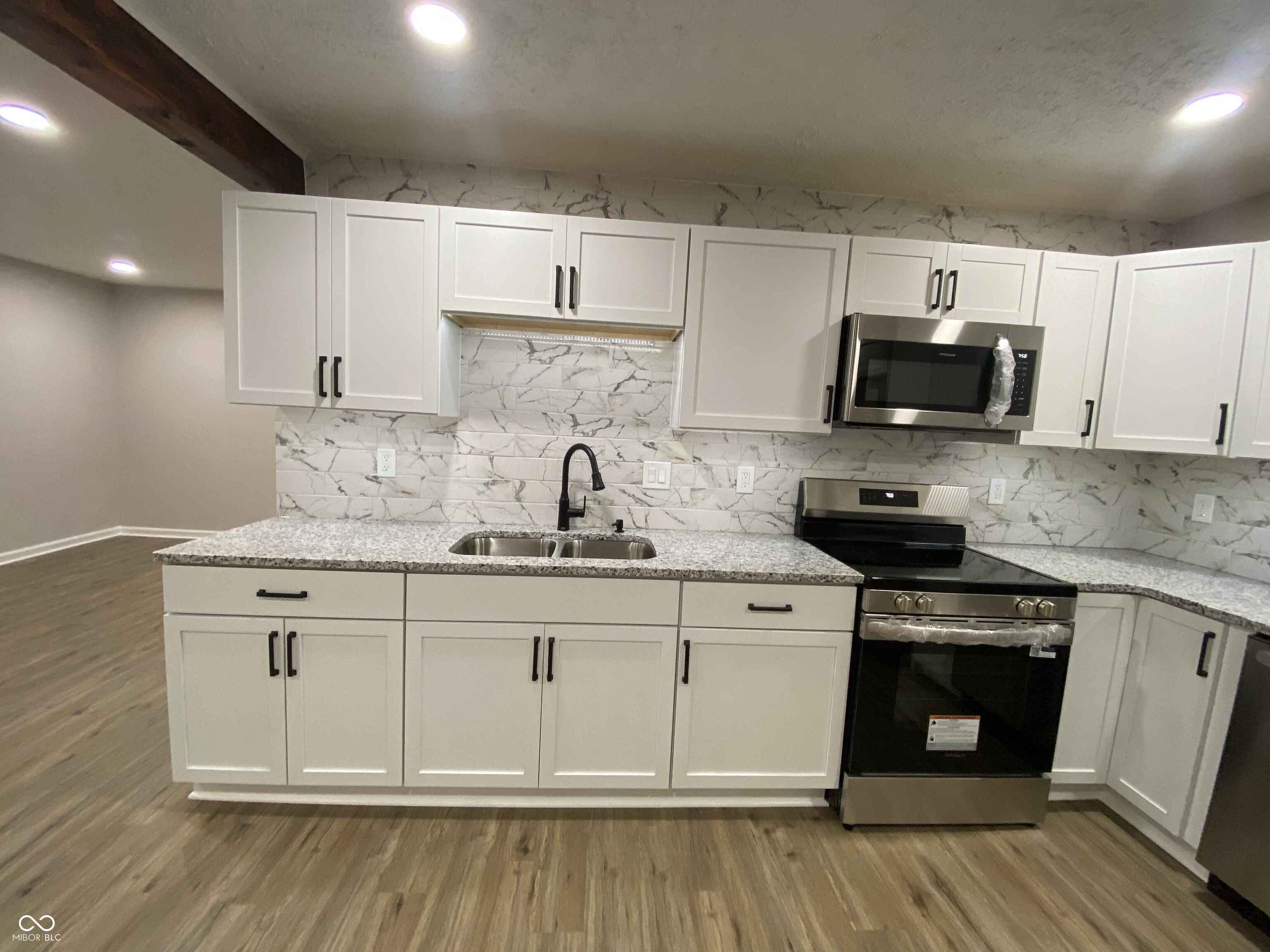 151 North 8th Avenue Beech Grove, IN 46107 - Photo 19 of 43