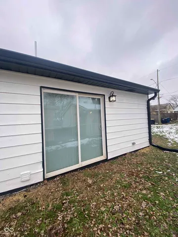 $204,900 | 151 North 8th Avenue, Beech Grove, IN 46107