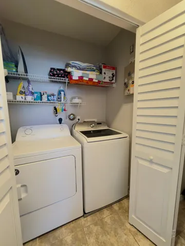 $254,900 | 1560 Southeast Wilshire Place, Unit 203, Stuart, FL 34994