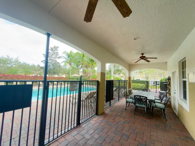$254,900 | 1560 Southeast Wilshire Place, Unit 203, Stuart, FL 34994