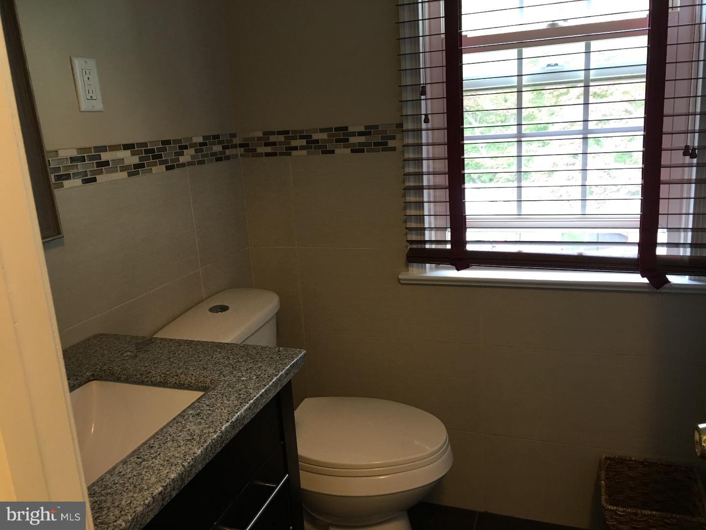 90 Maple Road Huntingdon Valley, PA 19006 - Photo 13 of 25