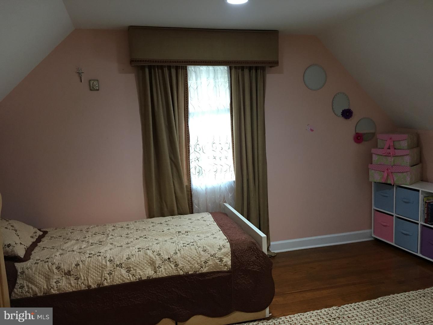 90 Maple Road Huntingdon Valley, PA 19006 - Photo 17 of 25