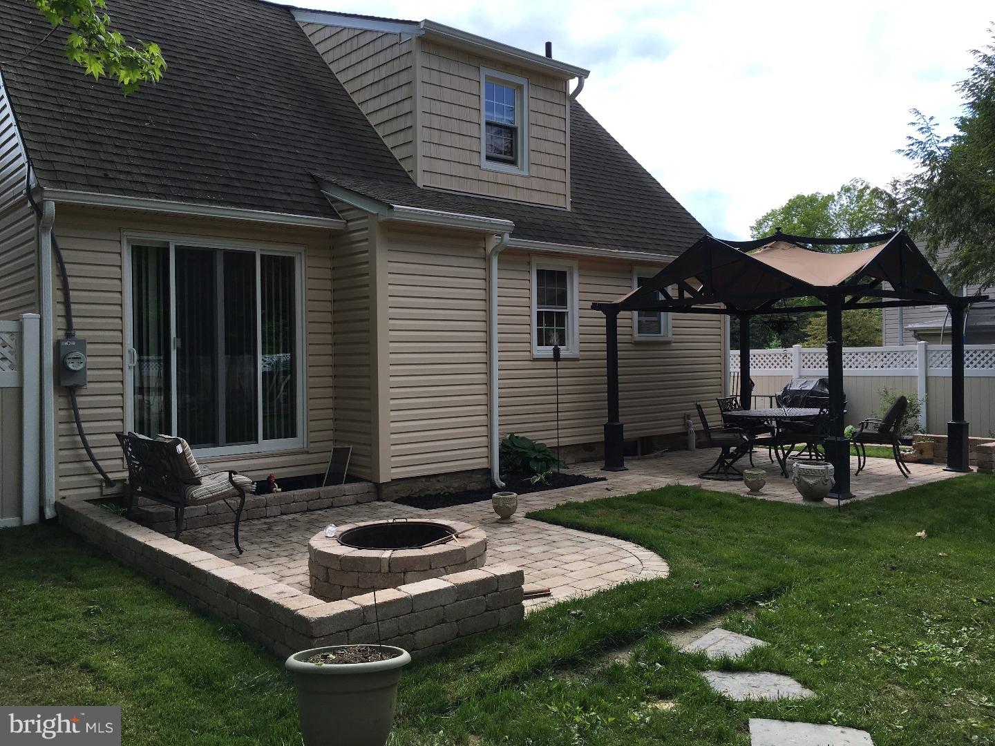 90 Maple Road Huntingdon Valley, PA 19006 - Photo 20 of 25