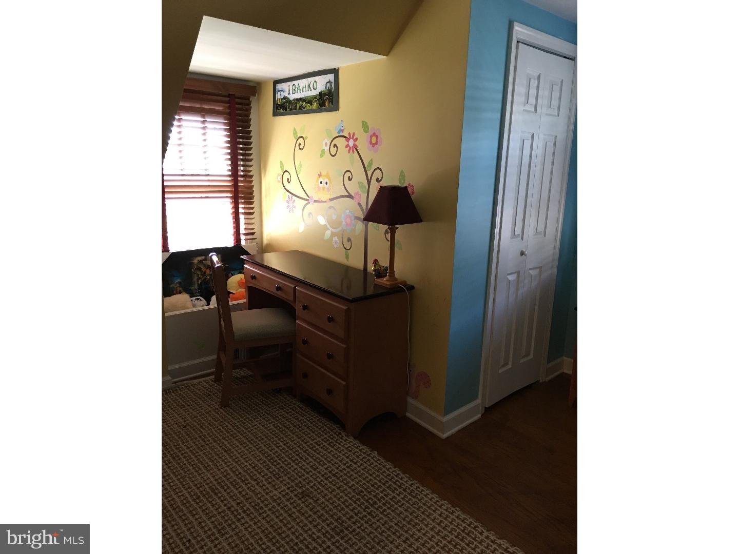 90 Maple Road Huntingdon Valley, PA 19006 - Photo 7 of 25