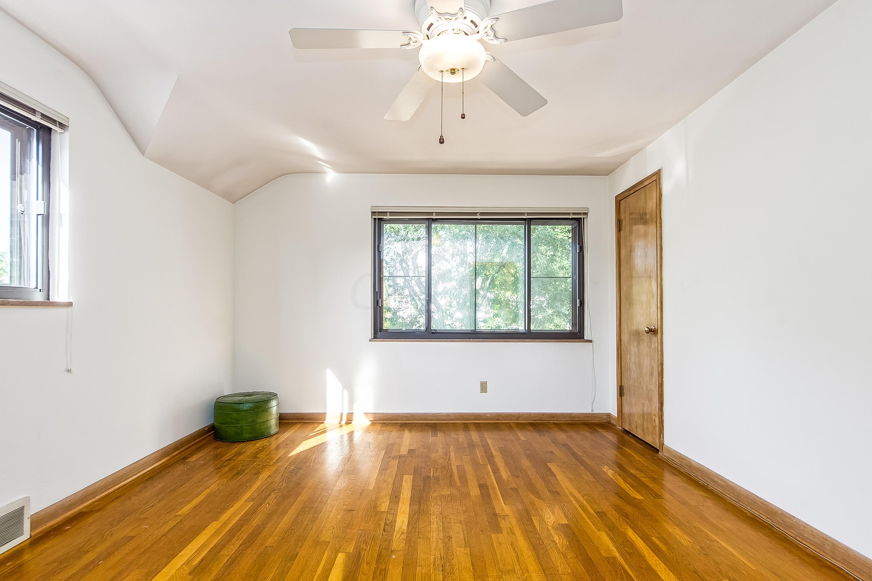 2770 Chester Road Columbus, OH 43221 - Photo 23 of 34