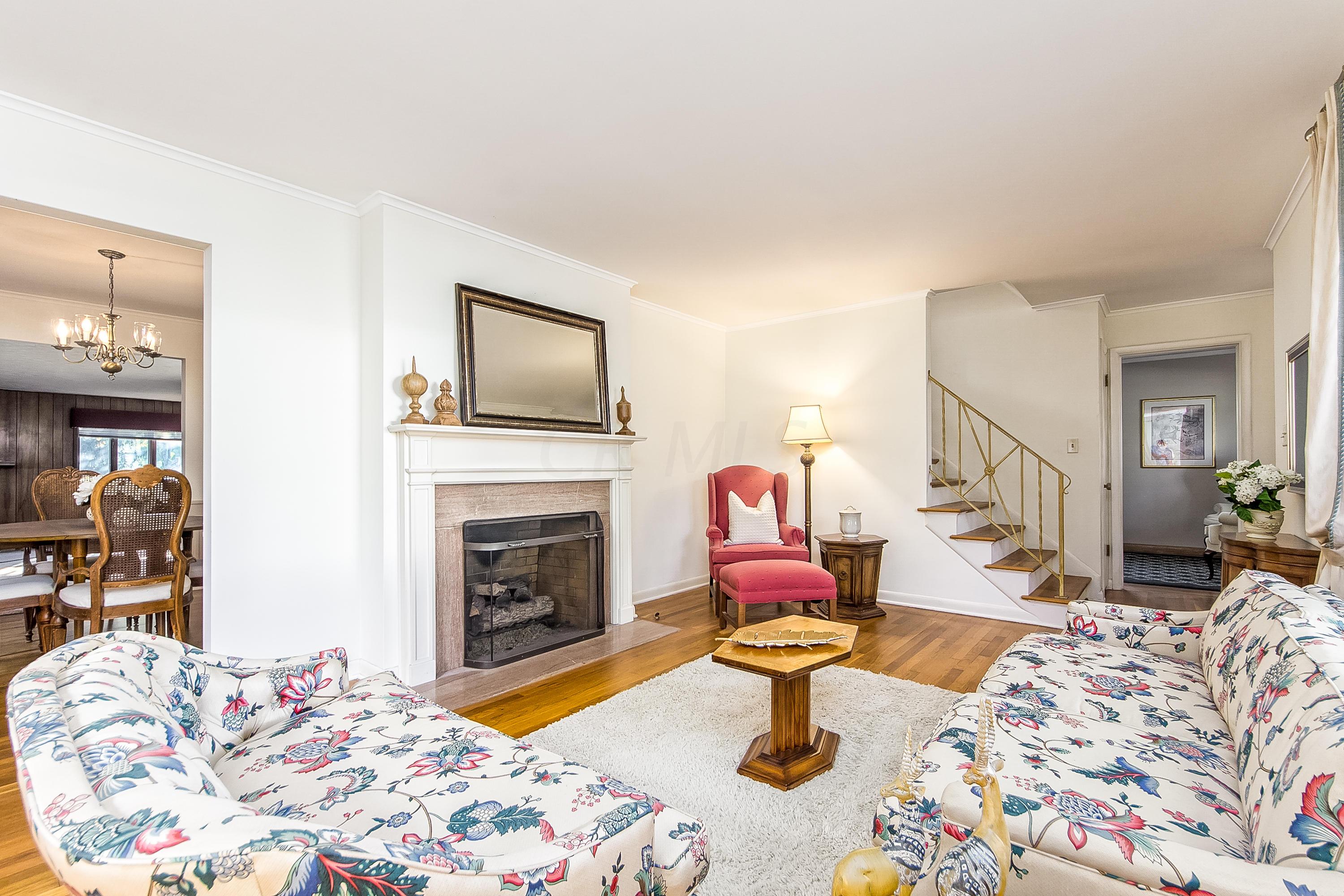 2770 Chester Road Columbus, OH 43221 - Photo 4 of 34