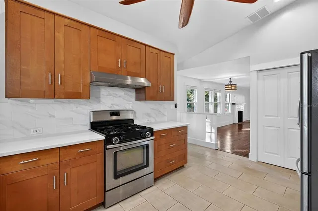 $4,500 | 2905 14th Street North, St. Petersburg, FL 33704