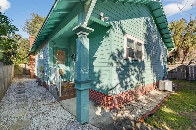 $4,500 | 2905 14th Street North, St. Petersburg, FL 33704