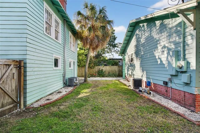 $4,500 | 2905 14th Street North, St. Petersburg, FL 33704