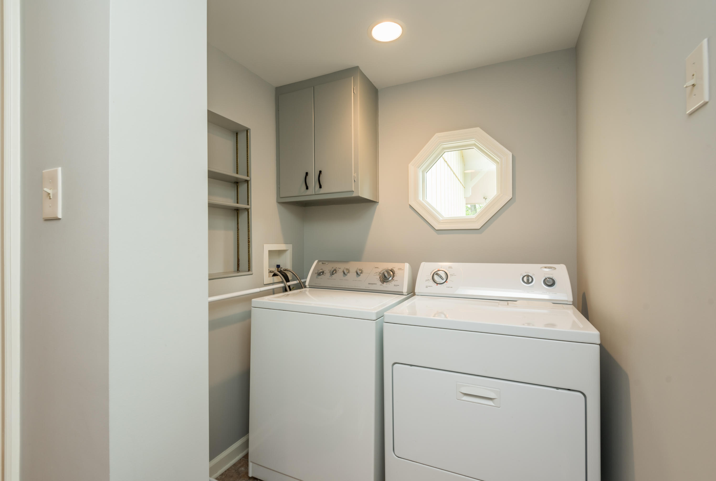 111 Balboa Circle Oak Ridge, TN 37830 - Photo 14 of 40 111BalboaCircle-15