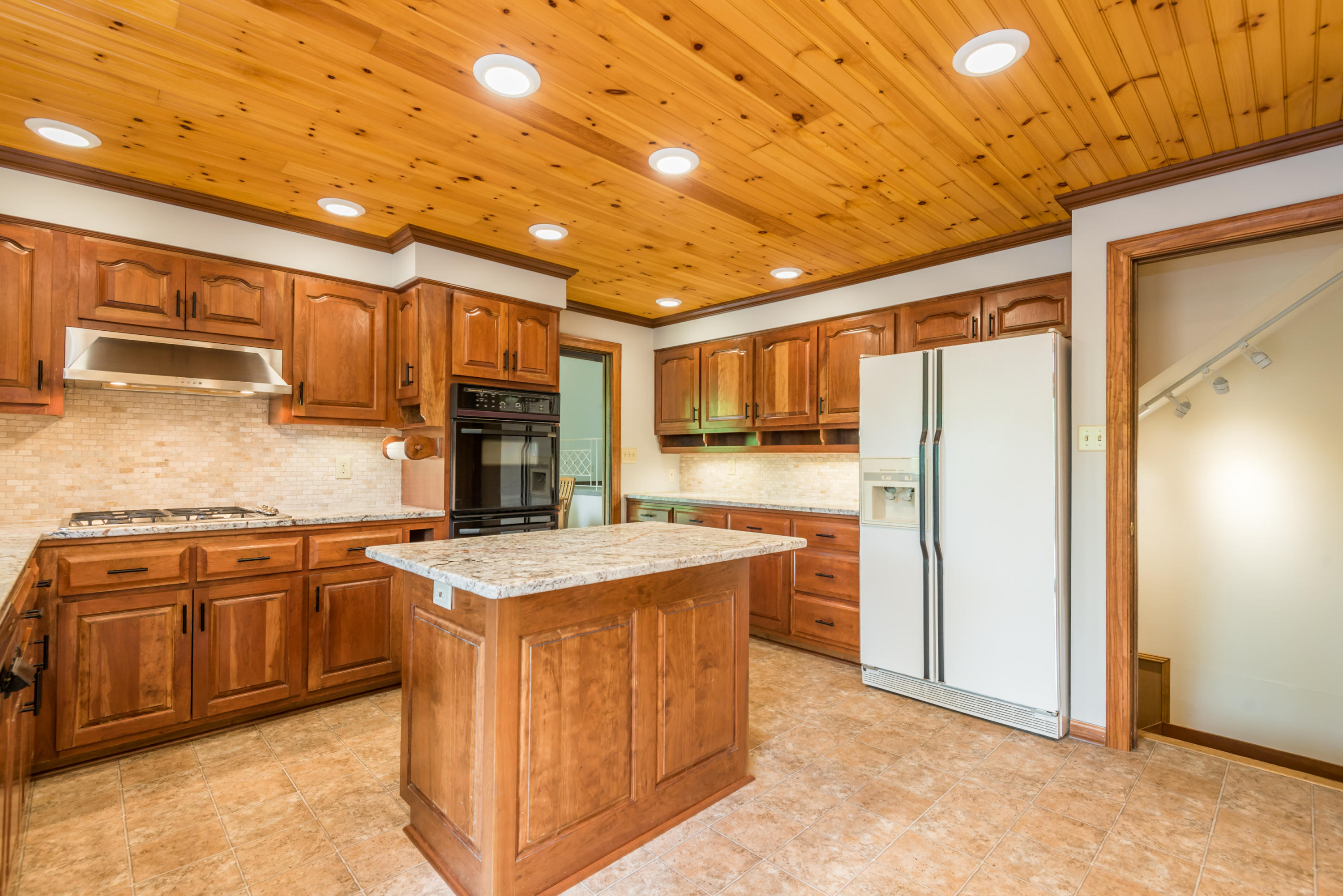 111 Balboa Circle Oak Ridge, TN 37830 - Photo 7 of 40 111BalboaCircle-9