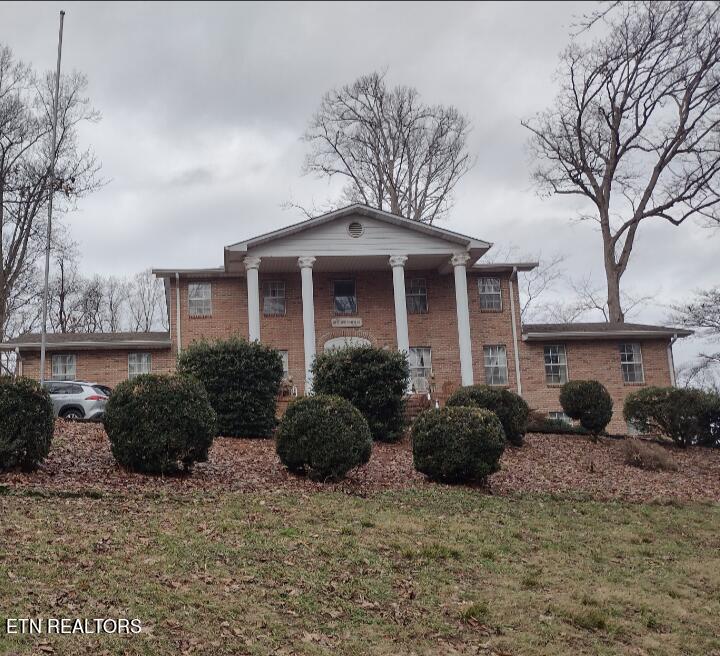 3823 Vista Rd  