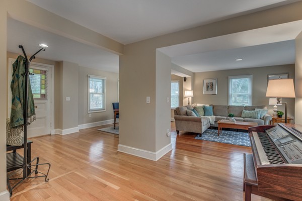 12 Avon Street Lexington, MA 02421 - Photo 5 of 17