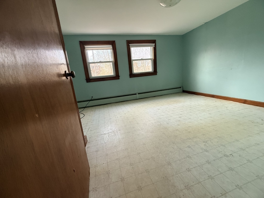 108 Southbridge Road Dudley, MA 01571 - Photo 14 of 27