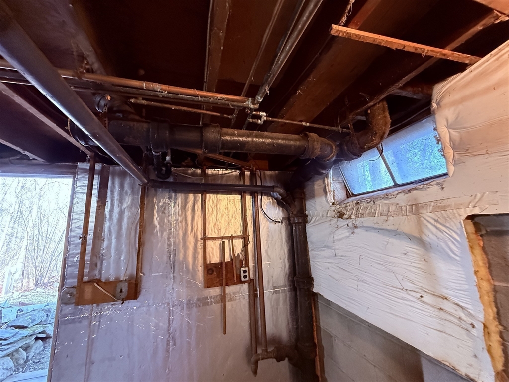 108 Southbridge Road Dudley, MA 01571 - Photo 19 of 27