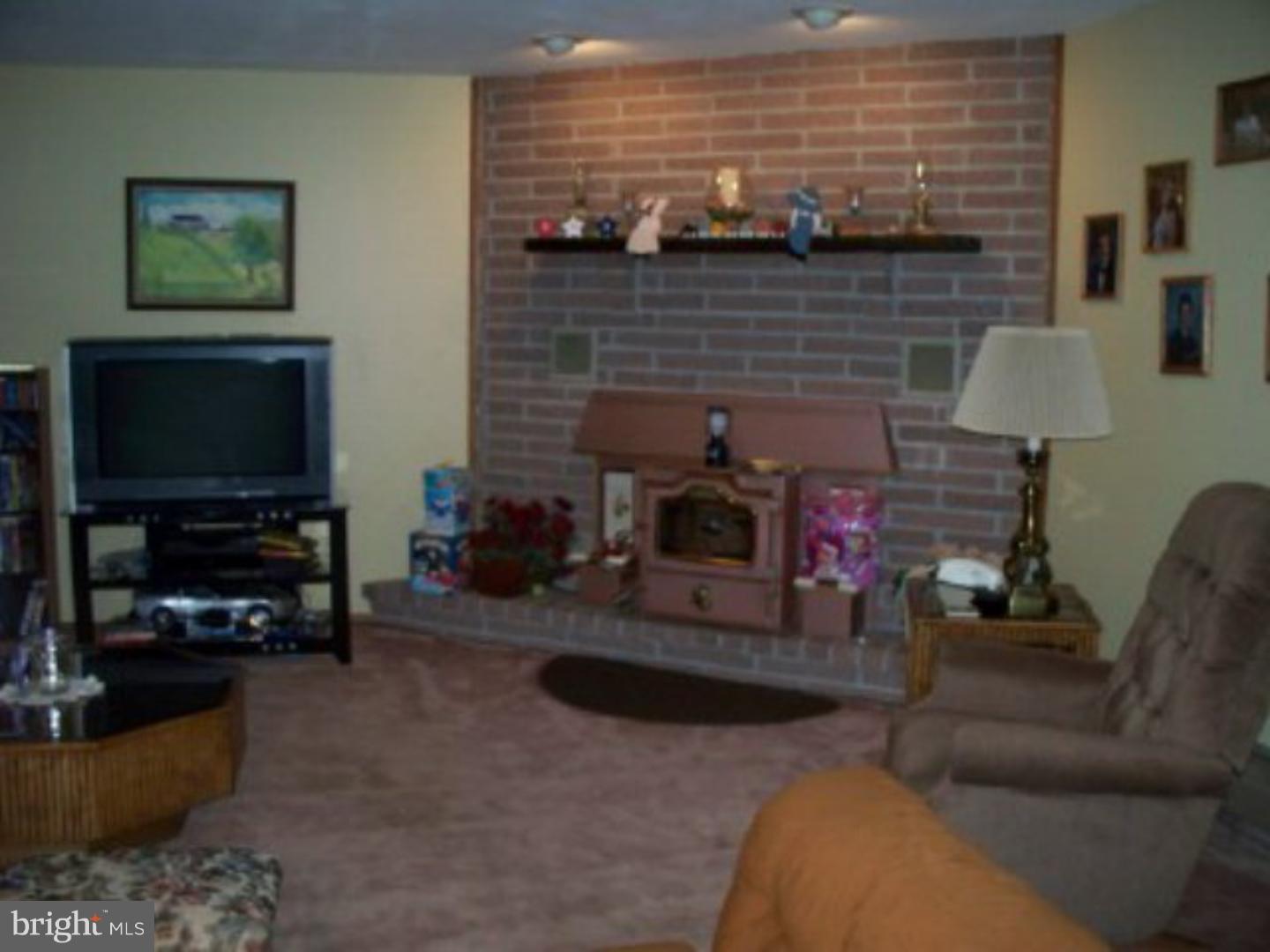 56 High Road Ashland, PA 17921 - Photo 10 of 25 Family Room