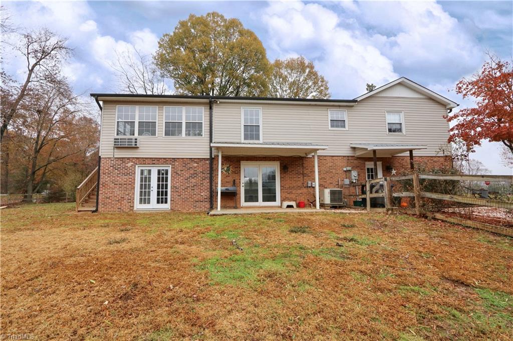 4091 Enterprise Road Lexington, NC 27295 - Photo 4 of 30 Gallery Image 4