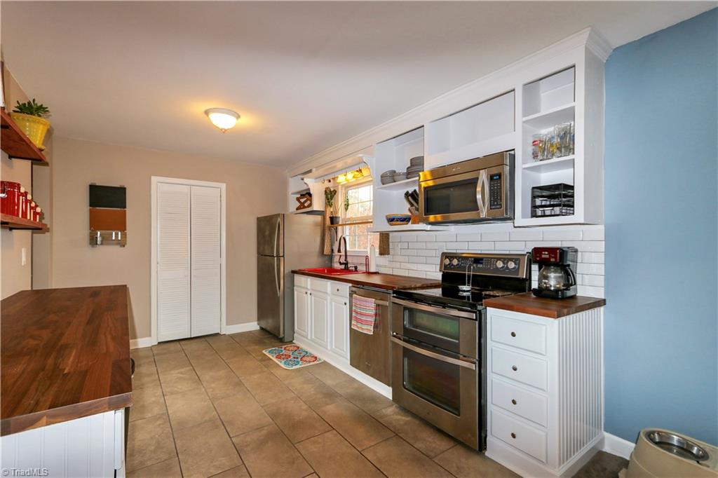4091 Enterprise Road Lexington, NC 27295 - Photo 7 of 30 Gallery Image 7