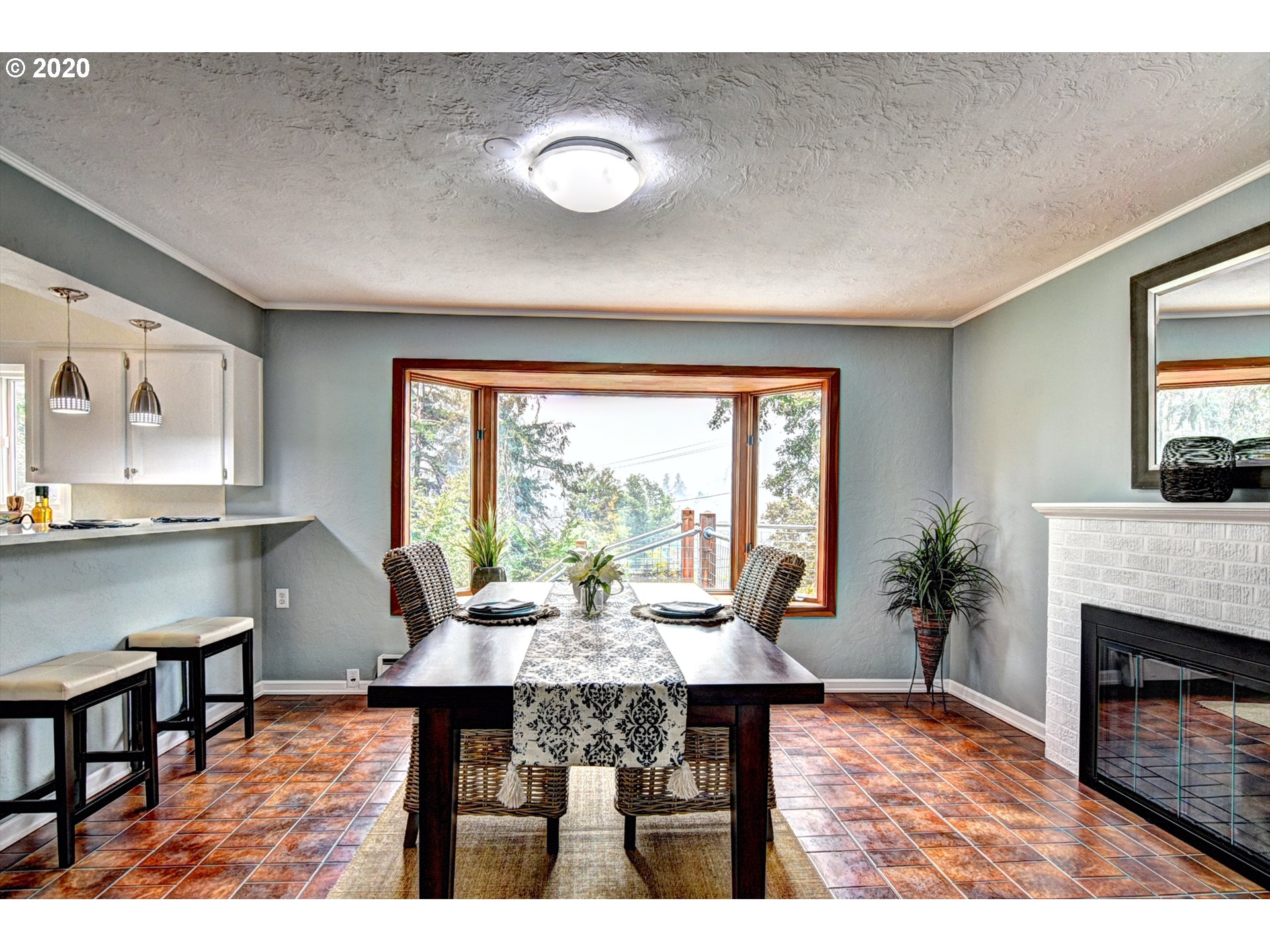 2572 Spring Boulevard Eugene, OR 97403 - Photo 6 of 23 Gallery Image 6