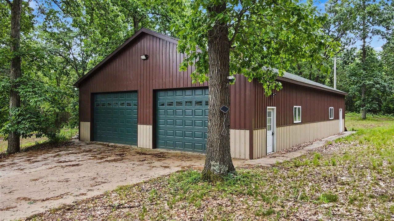 10642 Keller Road Delton, MI 49046 - Photo 37 of 49