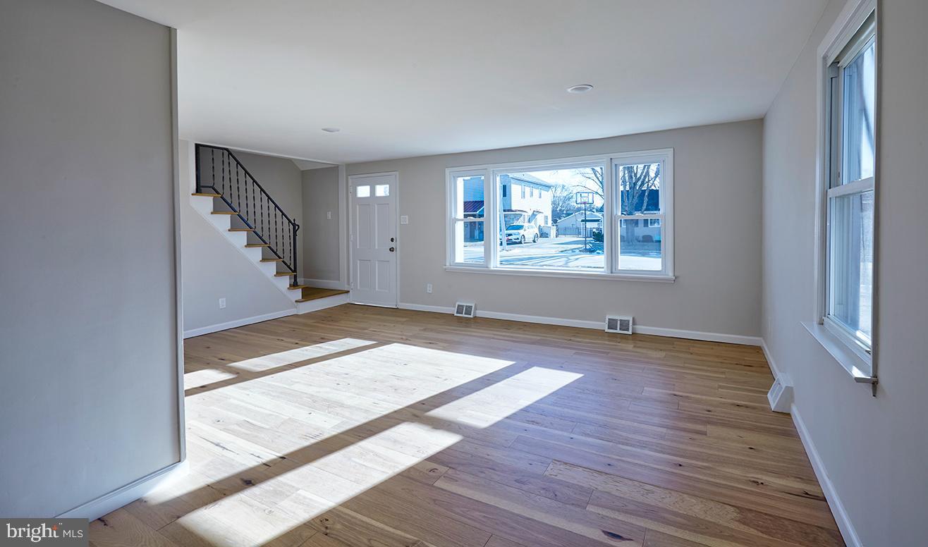 517 Ramsey Road Oreland, PA 19075 - Photo 5 of 33 Gallery Image 5